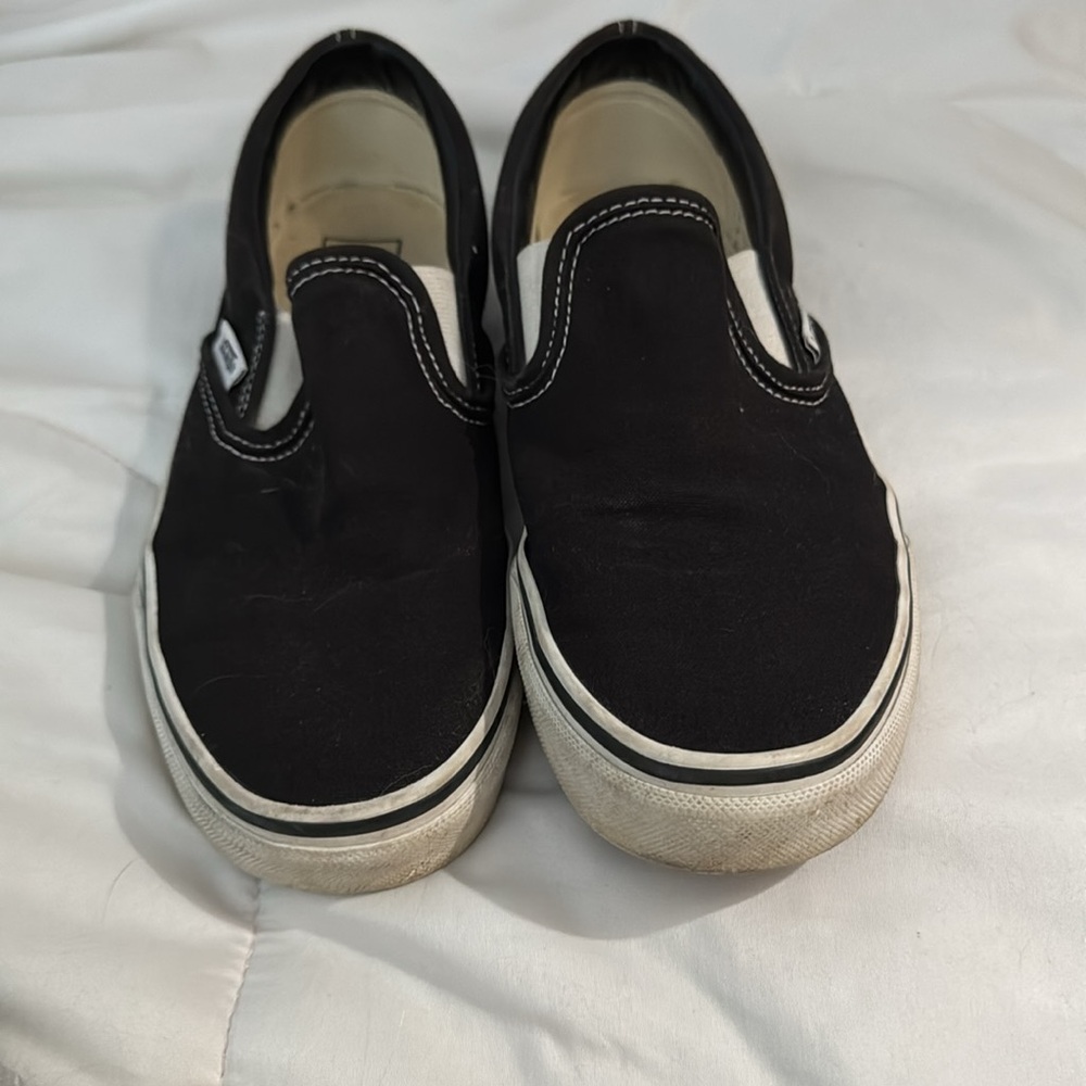 Vans - Picture 2 of 3